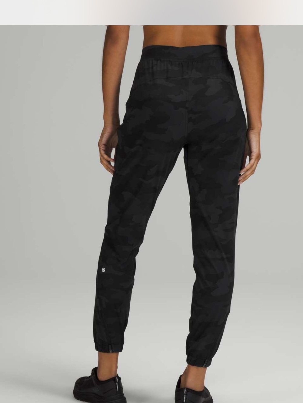Lululemon Adapted state Camo Joggers - Picture 10 of 10